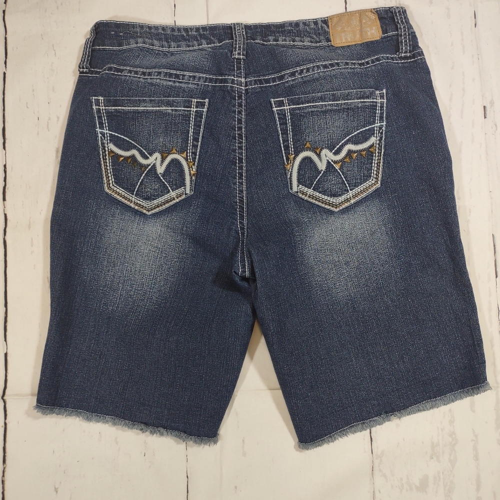 Truth Sz 18 Blue Denim Shorts Honest Low Rise Fit Dark Wash Cut Off Raw Hem